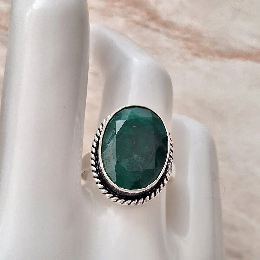 Stunning Genuine Raw Emerald Bezel Cut 925 Sterling Silver Ring 7 1/4 - Picture 2 of 8